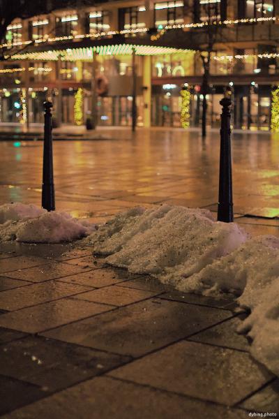 Plaza outside Hotel Norge