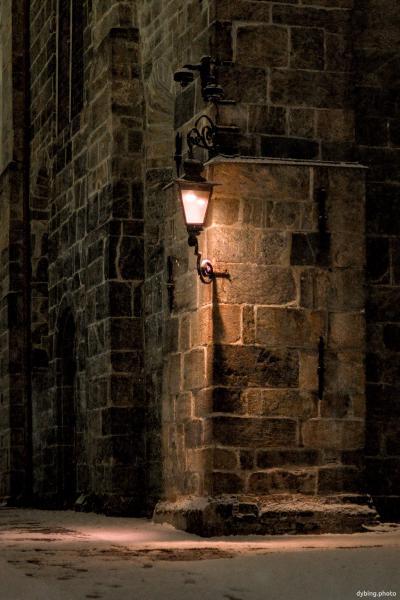 Mariakirken (Church of Mary) corner light - in snow