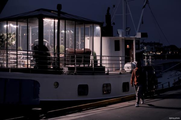 Greenhouse livingroom boat? - October